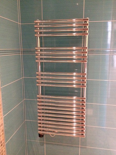 Radiateur sèche- serviette chromé mixte Radiateur sèche- serviette chromé mixte